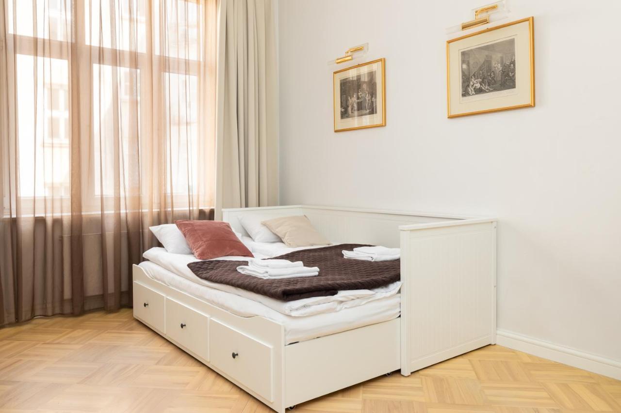 Marszalkowska 58 - Classy Two Bedroom With Balcony By Renters * Warschau
